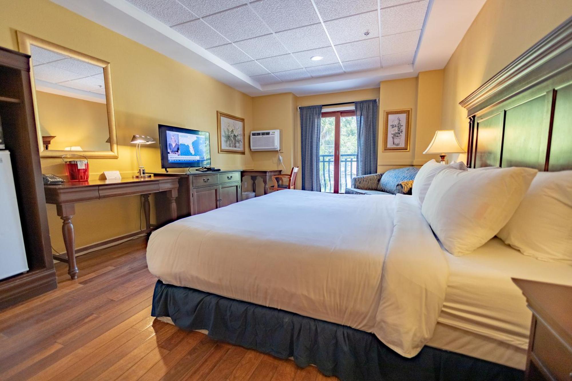 Ocean Inn & Suites St. Simons Island Exterior photo